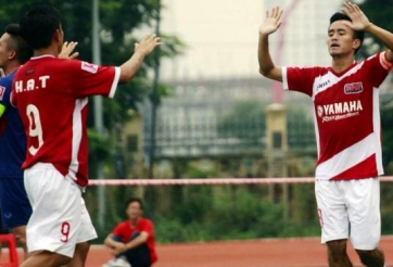 Hiệp 'cóc': Sneijder của sân bóng phủi