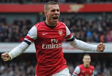 Lukas Podolski chia tay Arsenal với giá rẻ mạt