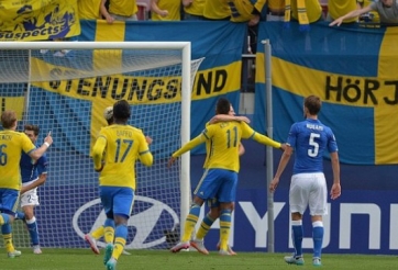Video clip bàn thắng: Italia 1-2 Thụy Điển (U21 Châu Âu)