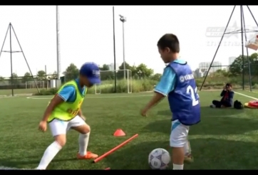 VIDEO: Cầu thủ nhí gây sốt cộng đồng mạng và ước mơ khoác áo tuyển quốc gia