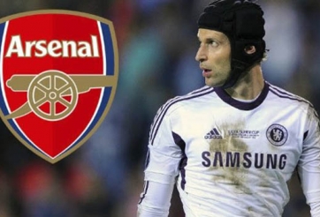 Cech ký hợp đồng 3 năm với Arsenal với phí chuyển nhượng 11 triệu bảng