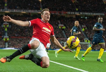 Man Utd quyết định thưởng đậm cho Phil Jones