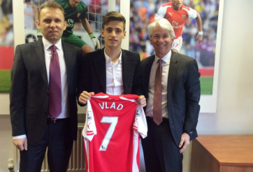 Arsenal ra mắt tân binh người Romania