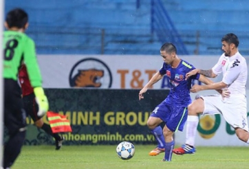 HLV Graechen chỉ ra lý do Công Phượng khó tỏa sáng ở V-League