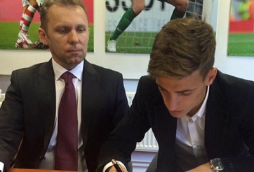 Arsenal có bản hợp đồng mùa hè đầu tiên