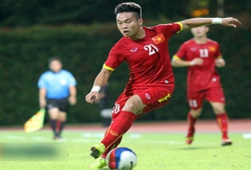 VIDEO: Pha 'rang lạc' của Phi Sơn bị 'troll' trên truyền hình Thái Lan