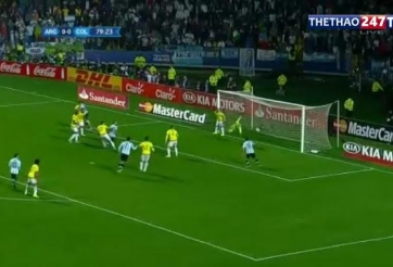 VIDEO: Pha cứu thua không tưởng của thủ thành Ospina - phút 80