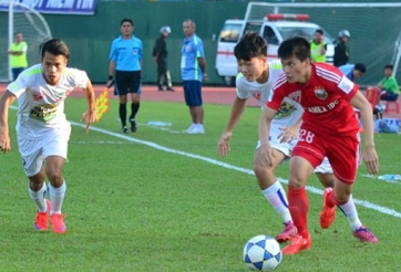 Hủy diệt HAGL, B.Bình Dương vô địch lượt đi V-League 2015