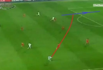 VIDEO: Pha phối hợp ghi bàn thần thánh Beckham - Zidane