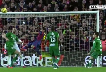 VIDEO: Pha ngả bàn đèn của Luis Suarez đẹp nhất Barca mùa 2014-15