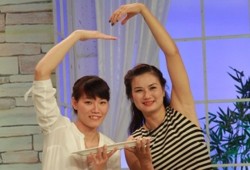 VIDEO: Ngọc Hoa tiết lộ 3 tật xấu dễ thương của hoa khôi bóng chuyền Kim Huệ