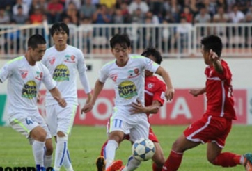 VIDEO: Màn trình diễn của Xuân Trường (HAGL vs Hải Phòng)