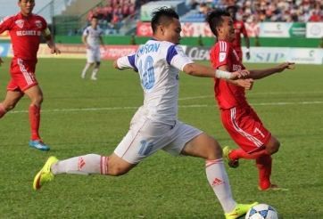 VIDEO: Pha phối hợp đá phạt ghi bàn tinh tế của Phi Sơn