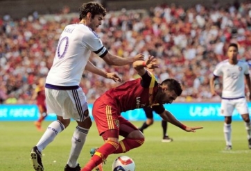 VIDEO: Kaka tỏa sáng và... lần đầu lĩnh thẻ đỏ trực tiếp ở vòng 18 MLS