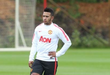 Memphis Depay nhận số áo không may mắn tại M.U