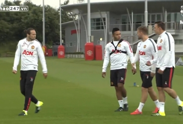 VIDEO: Depay luyện tập cùng đồng đội trước chuyến du đấu của MU