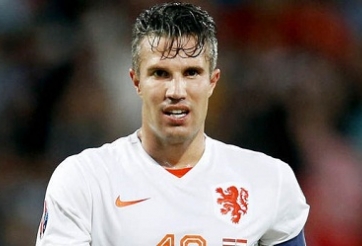 Tin tức Man United: Chốt vụ Schneiderlin, đàm phán về tương lai van Persie