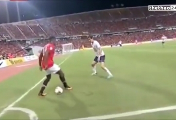 VIDEO: Những pha xử lý bóng hài hước của các cầu thủ