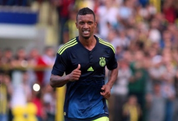 VIDEO: Luis Nani lập siêu phẩm sút phạt trong ngày ra mắt Fenerbahce