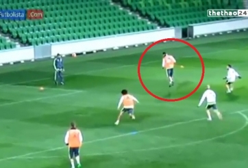 VIDEO: Ronaldo ngẫu hứng chuyền bóng bằng lưng cho đồng đội