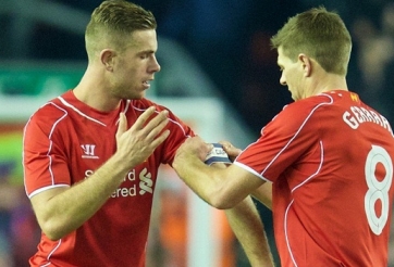 Liverpool bỏ trống số áo của Gerrard
