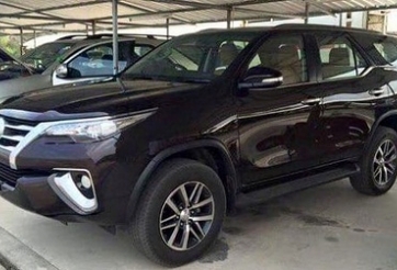 Chi tiết Toyota Fortuner 2016