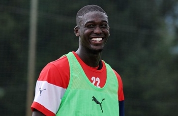 Chính thức: Arsenal chia tay tiền đạo thứ 3