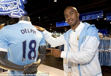 Man City chính thức đón tân binh thứ hai