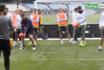 VIDEO: Sao Real Madrid đá bóng bầu dục trong buổi tập
