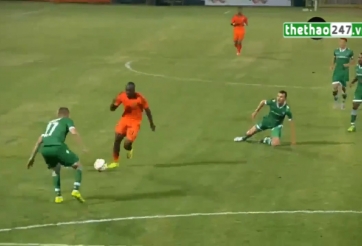 VIDEO: Pha solo qua 5 cầu thủ ghi bàn như Messi