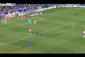 VIDEO: Sai lầm của Courtois suýt khiến Chelsea phải chịu thêm 1 bàn thua