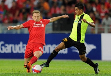 Ngôi sao Malaysia xuất sắc cầm hòa Liverpool