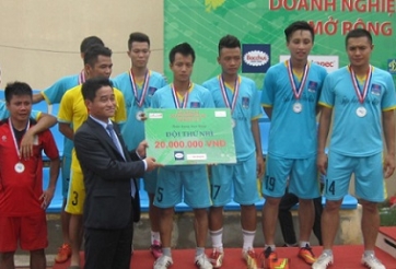 Phương ‘Vertu’ tỏa sáng trong trận CK giải doanh nghiệp HN 2015