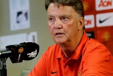 Điểm tin M.U: HLV Van Gaal có thể chia tay Man United vì vợ, Rooney được ví như Aguero