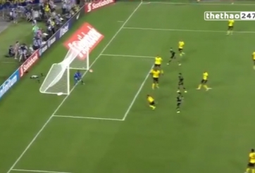 VIDEO: Pha phối hợp ghi bàn khiến thủ môn chôn chân của các cầu thủ Mexico