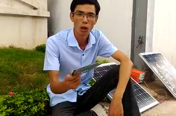 VIDEO: CĐV Việt Nam tức giận đốt vé xem trận giao hữu Việt Nam - Man City