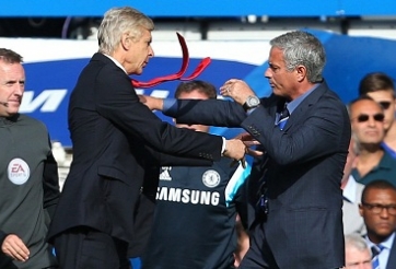 Tin tức Arsenal: Pháo thủ giành quân với Man United, Mourinho 'đá xoáy' Wenger