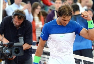 Hamburg Open 2015: Thắng vất, Nadal vào vòng 2