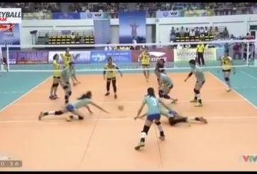 Video VTV Cup 2015: Pha bỏ bóng tinh tế của Ngọc Hoa trong trận gặp Liaoning