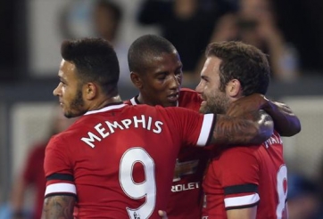 VIDEO: Những pha bóng ấn tượng của Memphis Depay trong chuyến du đấu hè 2015