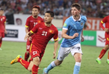 VIDEO: Nhạc chế hài hước về trận đấu Việt Nam - Manchester City
