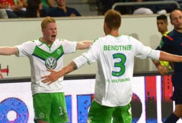 VIDEO: Bendtner ghi bàn tinh tế hạ gục Manuel Neuer