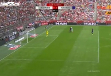 VIDEO: 2 pha bỏ lỡ liên tiếp của Real ngay đầu trận đấu