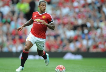 VIDEO: Màn trình diễn của Depay trong trận gặp Tottenham (Vòng 1 NHA 2015/2016)