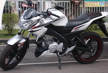 Năm nakedbike 150 phân khối phù hợp với dân mê tốc độ Việt Nam