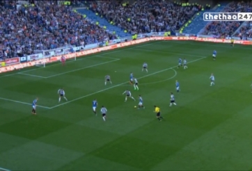 VIDEO: Pha phối hợp ghi bàn theo kiểu tiki-taka đẹp mắt tại giải VĐQG Scotland