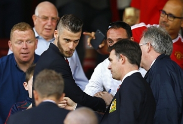 Huyền thoại Bryan Robson thuyết phục De Gea ở lại M.U