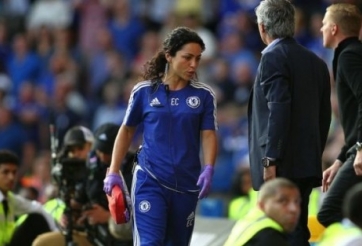 VIDEO: HLV Mourinho đã chửi đội ngũ y tế của Chelsea thậm tệ như thế nào