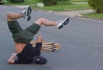 VIDEO: Những pha tai nạn trượt ván đầy hài hước và đau đớn