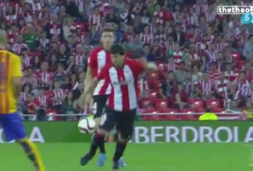 VIDEO: Siêu phẩm từ giữa sân của sao Athletic Bilbao vào lưới Barca